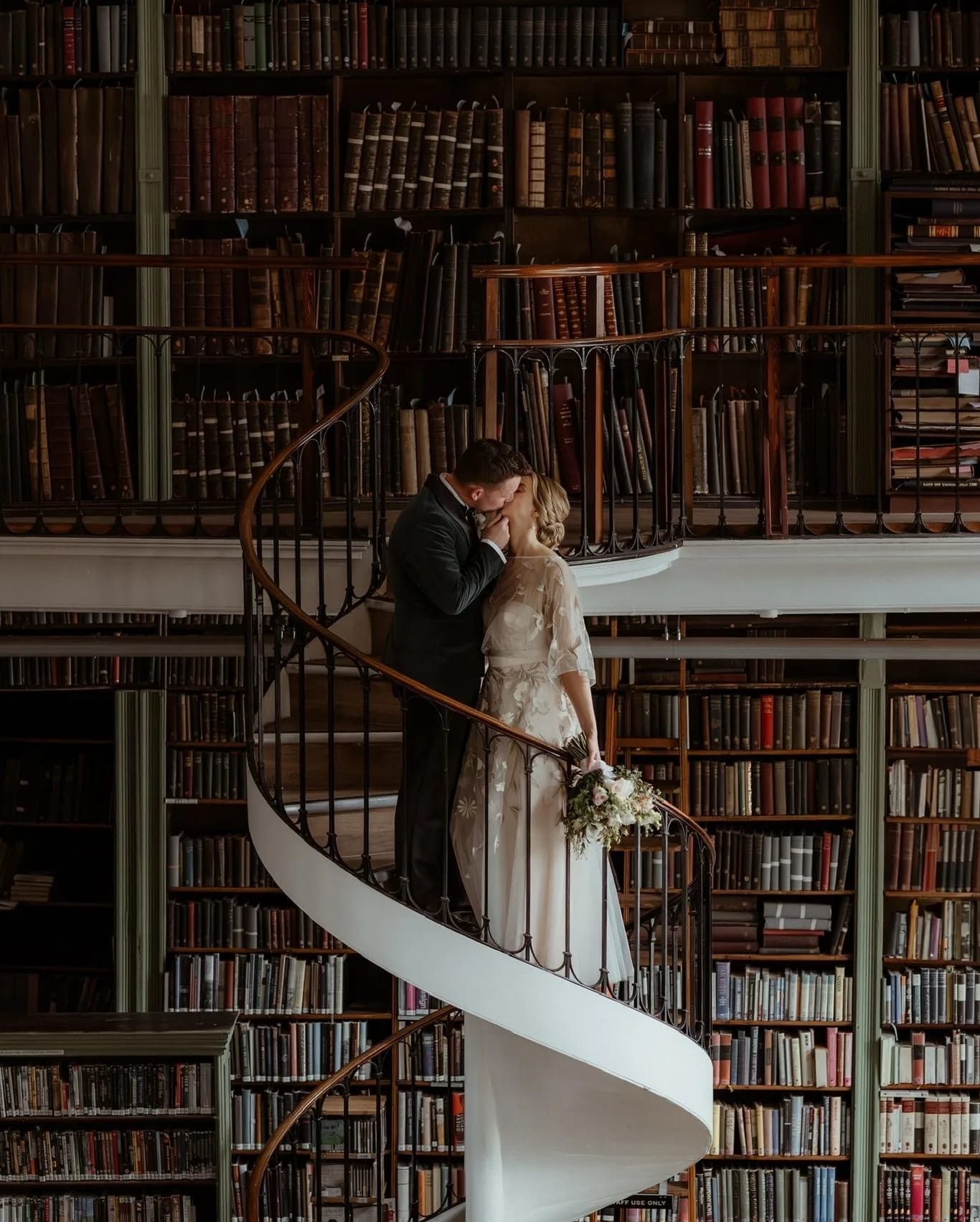 © Lou White Wedding Photography